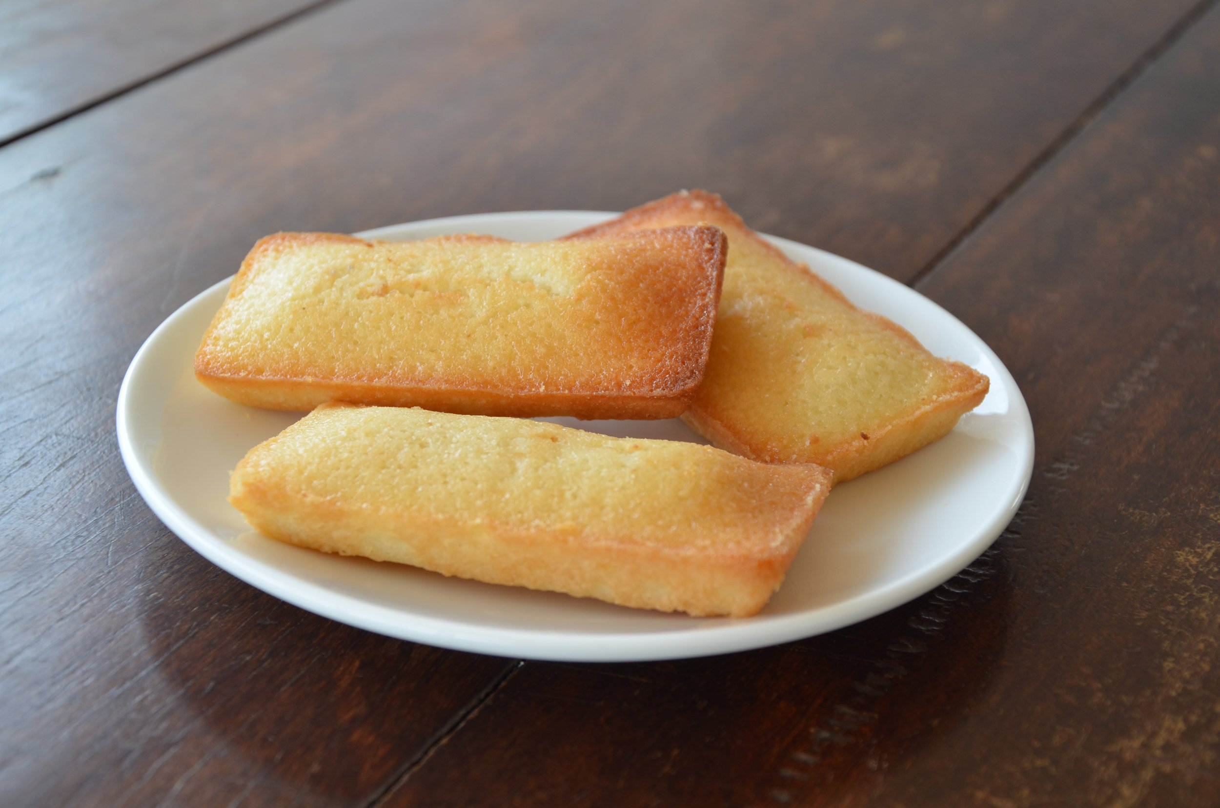 Almond financier